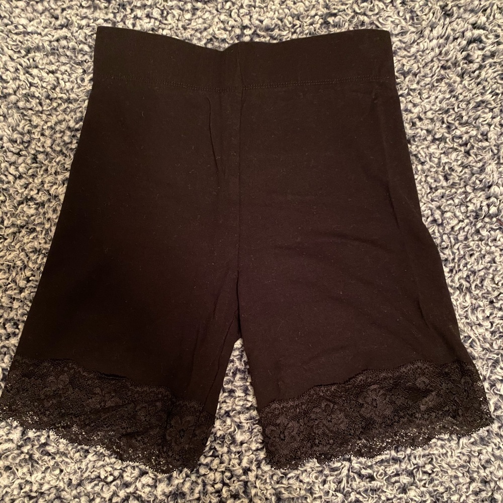 Trendy Black Laced Biker Shorts